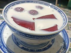 -广信牛奶甜品世家(台东店)