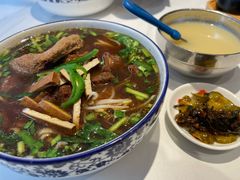 -镇南锅盖面馆(解放路店)