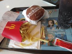-麦当劳(红旗路店)