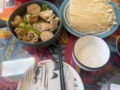 -弘烨 贵州酸汤 鱼火锅(东财店)