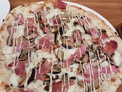 -城市大道红炉披萨烘焙坊