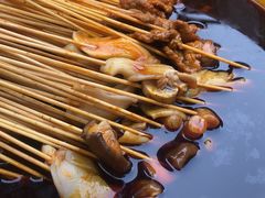 -拈签一笑黄牛肉辣卤串串