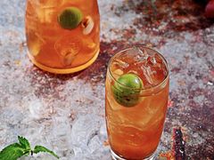 荔枝青梅茶-红鼎豆捞·非遗鲍皇汤火锅(宝丰路店)