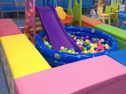 -爱儿乐婴儿游泳馆(钻石广场店)