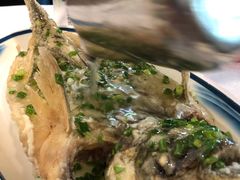 特色葱油飞鱼-岭南海晏楼(滨江东总店)