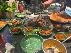 -欧巴炭烤肉오빠숯불구이(南京东路店)