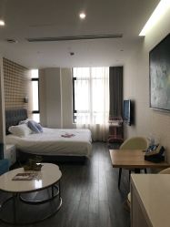 -海豚湾高端月子会所(黄浦店)