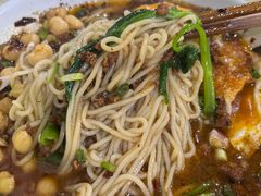 -沉香牛肉面