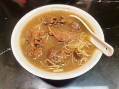 和味牛腩面-伍湛记 · 广州老字号(龙津中路店)