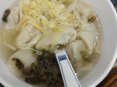 -鸿兴面馆馄饨小笼(稻香店)