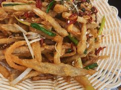 -江城燕子大排档(江汉路步行街店)