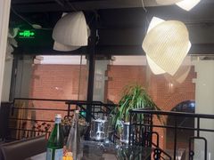 -LESCEDARS Brasserie Bistro香柏树