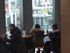 -瑞幸咖啡(三里屯SOHO-6号楼店)