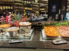 自助取餐区-钱小奴海鲜自助黑金店(杭州滨江龙湖店)