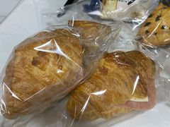 火腿芝士羊角-中粮丰通（北京)食品有限公司