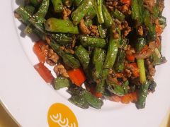 榄菜肉松四季豆-龙记烧腊茶餐厅(常德路店)