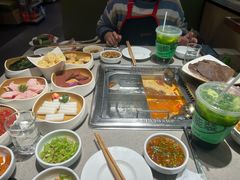 -海底捞火锅(银泰中心店)