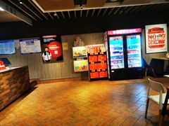 -肯德基(中纬店)