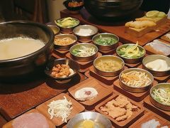 -银米·云南传统过桥米线(双廊黑金冠店)
