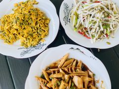 -七的湖·晚芳亭·阳澄湖农家菜·大闸蟹(莲花岛店)