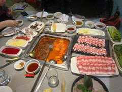 -海底捞火锅(新松江路生日主题店)