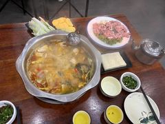 -大理.老字号渝记酸萝卜乌鱼(古城总店)