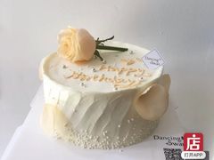 -金夫人化妆摄影职业培训学校