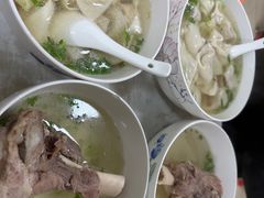 -周震馄饨