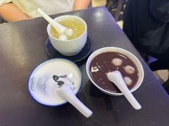 芝麻糊拼杏仁露-佳佳甜品(寧波街總店)