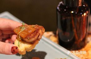 Foie Gras with Caramelized Apple Sauce