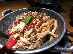 -吃饭皇帝大土家民族菜(正大广场店)