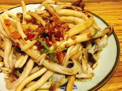 -缘生态云南菜·野生菌庭院餐厅(华侨城店)