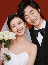 -樱花婚纱摄影