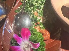 大理风味葱椒鸡-花马天堂云南餐厅 Lost Heaven(外滩店)