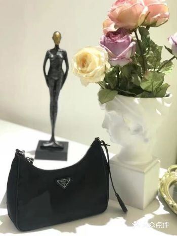 他们家的位置真的太优越了，学士街和干将西路的路口