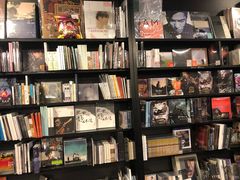 -诚品(信义店)