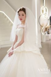 -艾米丽婚纱礼服