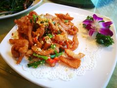 蒜香猪颈肉-澳门西南饭店·粤菜·茶市·手工点心(华海路店)