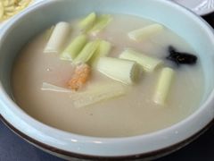 -湖畔鲁菜·二十年老字号餐厅(大明湖店)