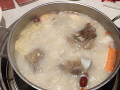 -三人行骨头王火锅(长寿店)