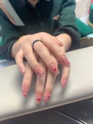 -桃子的美甲店