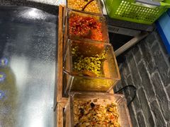-呷佬·长沙手工米粉(金沙江路店)