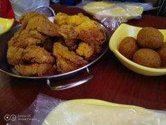 -BHC炸鸡(明洞总店)