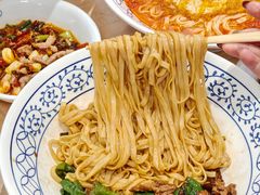 -李与白包子铺(桐梓林店)
