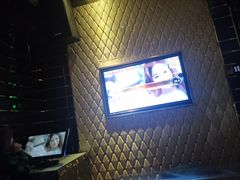 -GAGA主题量贩式KTV平价店(工大店)