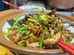 -黄泥岗·地道湖北菜(奥特莱斯店)