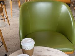 -星巴克臻选(深圳龙华红山天虹店)