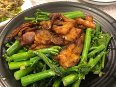 叉烧炒芥蓝-粤·向群饭店(龙津东路总店)
