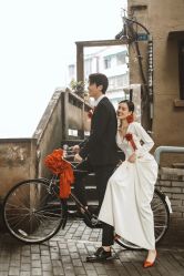 -巴黎时尚婚纱摄影(南汇店)