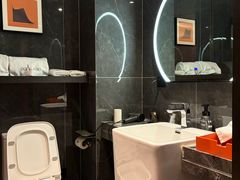 -朵兰达V酒店(成都春熙路太古里国金中心店)